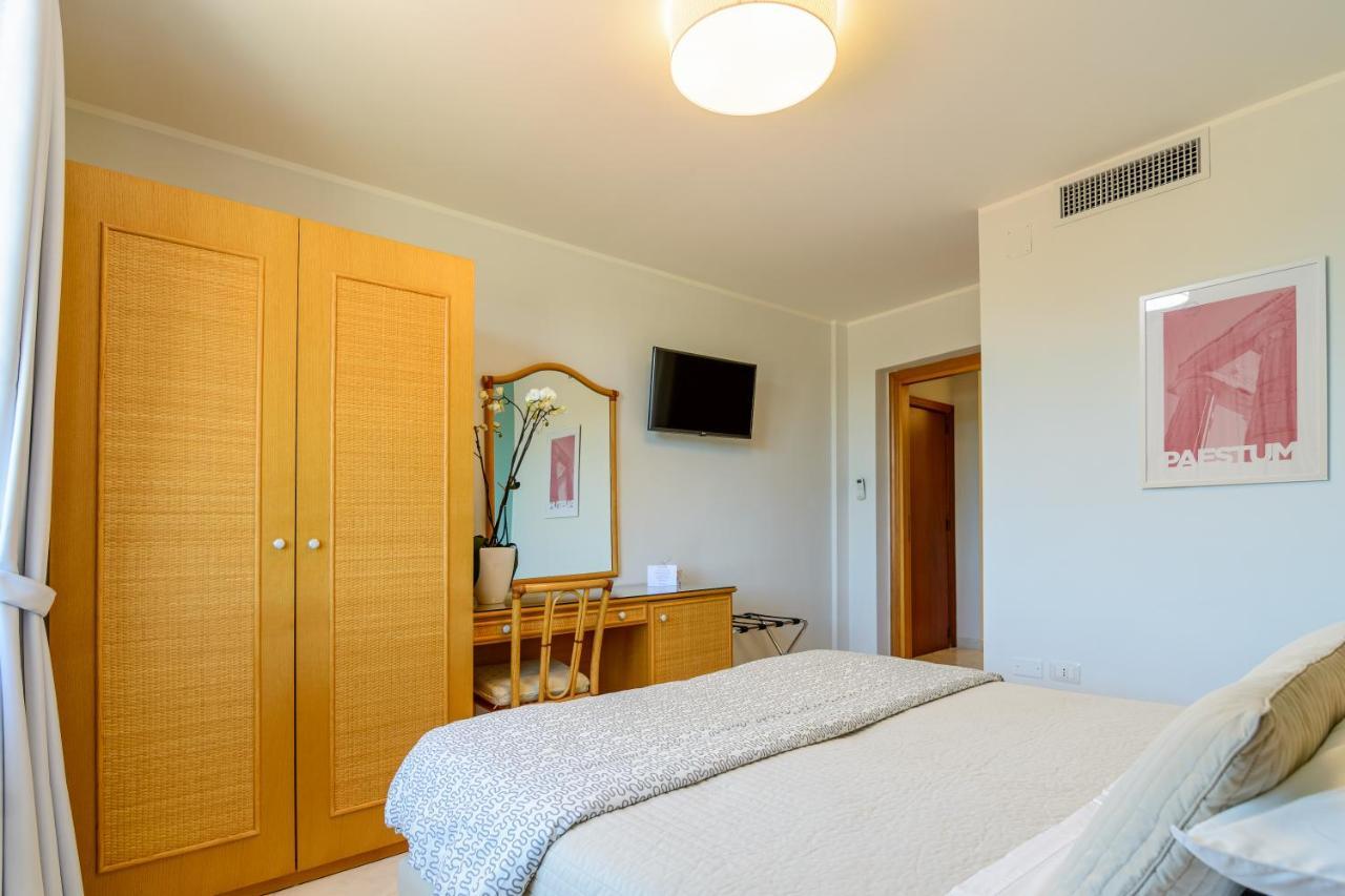 Hotel Mandetta - Adults Only بييسْتوم المظهر الخارجي الصورة