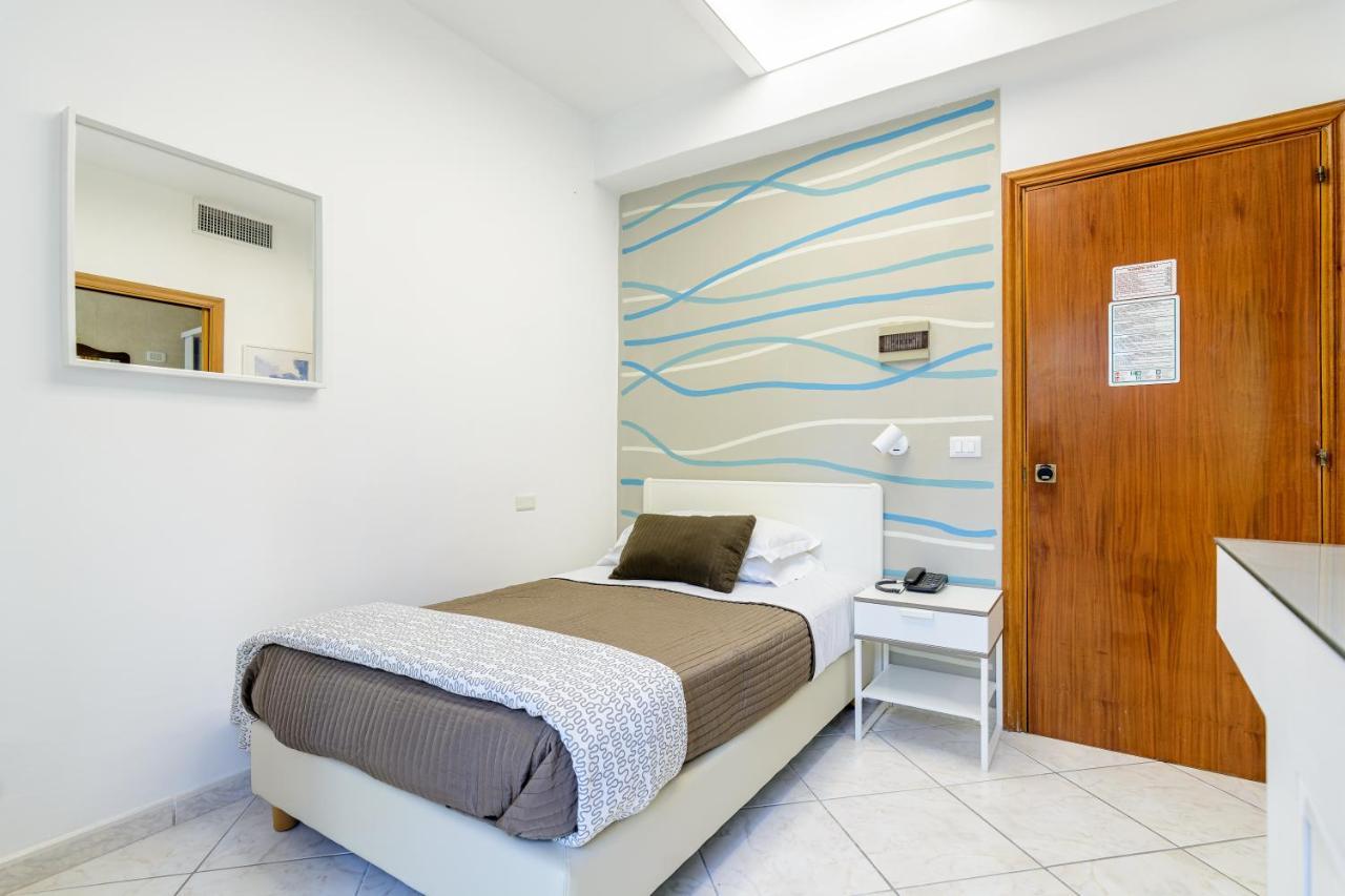 Hotel Mandetta - Adults Only بييسْتوم المظهر الخارجي الصورة